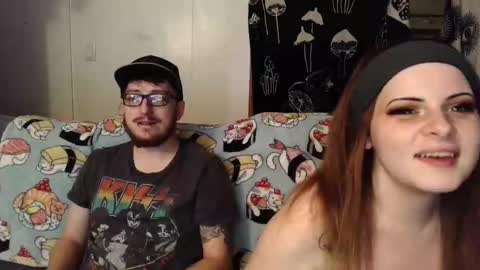 amburlicious online show from October 2025 04:03:02 AM