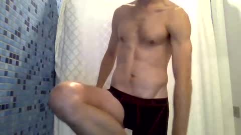 Snapshot of amcam90 chatting on November 2025 02:03:02 AM Flimsy Barracuda online show from November 2025 02:03:02 AM