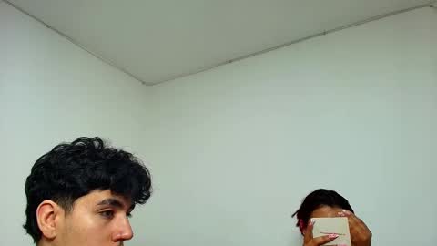 Snapshot of ameli_and_lucas chatting on January 2025 03:02:02 AM Amelia Lucas online show from January 2025 03:02:02 AM