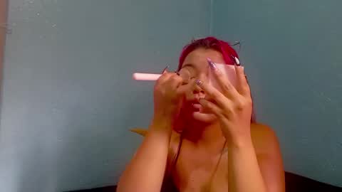 Snapshot of ameli_and_lucas chatting on September 2025 04:54:02 PM Amelia Lucas online show from September 2025 04:54:02 PM