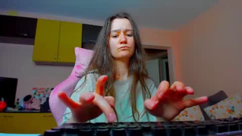 Snapshot of ameli_moon chatting on July 2026 05:52:01 PM Eileen online show from July 2026 05:52:01 PM
