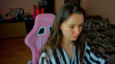Snapshot of ameli_moon chatting on July 2026 04:47:02 PM Eileen online show from July 2026 04:47:02 PM