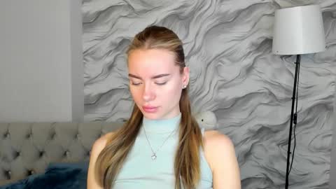 Snapshot of ameli_povilainn chatting on December 2025 03:03:01 AM Ameli online show from December 2025 03:03:01 AM