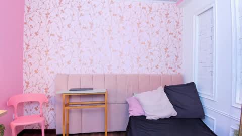 Amelia Adams online show from April 2026 06:49:02 PM