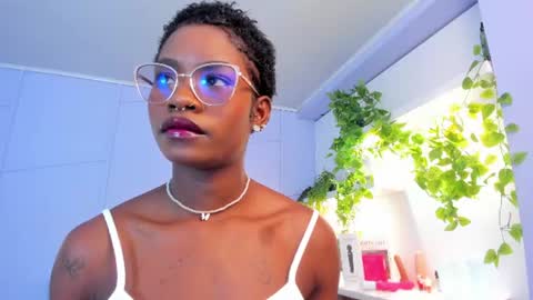 Amelia Adams online show from June 2026 12:33:01 PM