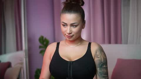  Amelia  online show from April 2026 06:48:02 PM