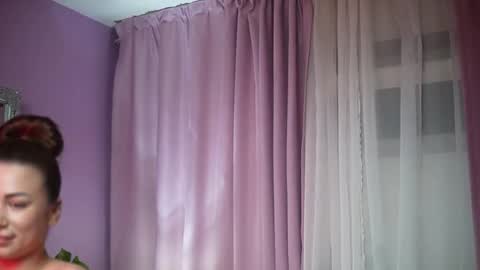  Amelia  online show from April 2026 07:07:02 PM