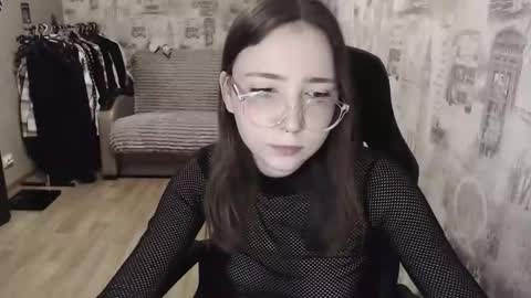 Snapshot of ameliakamishiro chatting on February 2025 06:13:01 PM Amelia online show from February 2025 06:13:01 PM