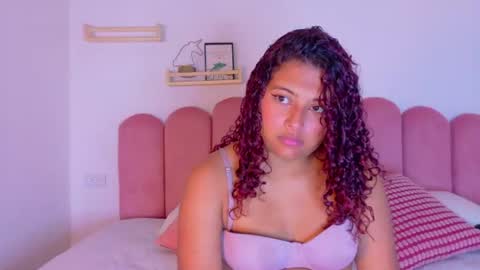 amelialaurent_ online show from July 2026 06:25:02 PM