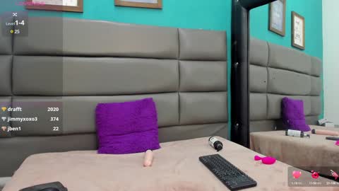 Snapshot of ameliamartinez_ chatting on January 2025 06:29:02 PM Amelia online show from January 2025 06:29:02 PM