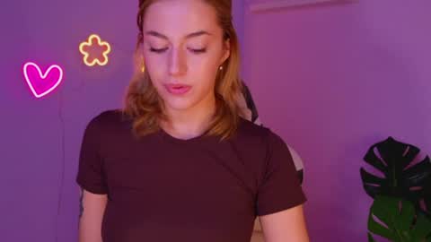 ameliarosaline online show from June 2026 03:09:02 AM