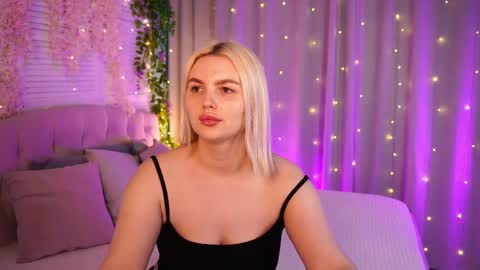 Snapshot of ameliawells chatting on May 2026 03:57:02 AM Amelia online show from May 2026 03:57:02 AM