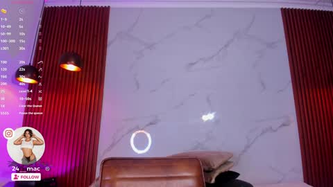 Snapshot of amelie_leigh chatting on January 2025 08:57:02 AM Alejandra online show from January 2025 08:57:02 AM