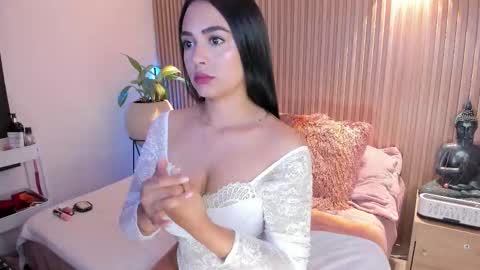 Amelie online show from February 2026 02:38:02 AM