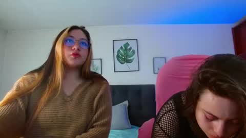 Snapshot of amelierose1 chatting on June 2026 02:39:02 PM Amelie online show from June 2026 02:39:02 PM