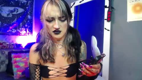 AMELIEROUS .. see you tomorrow  kisses online show from April 2026 04:08:02 AM