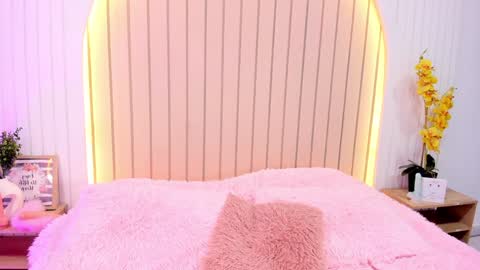 Amelia online show from January 2025 12:05:02 AM