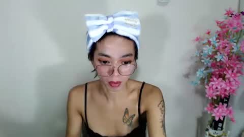 amera online show from October 2025 07:54:01 PM