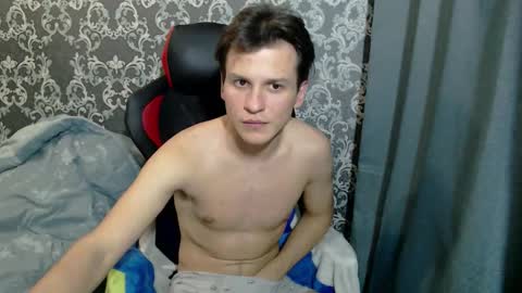 Snapshot of ameson1337 chatting on December 2025 07:31:01 PM Jesse online show from December 2025 07:31:01 PM