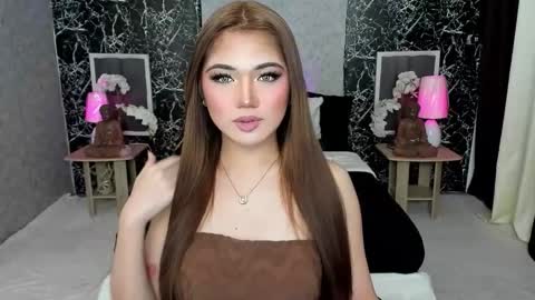 Snapshot of amethyst_claire chatting on October 2025 07:38:02 AM Claire online show from October 2025 07:38:02 AM