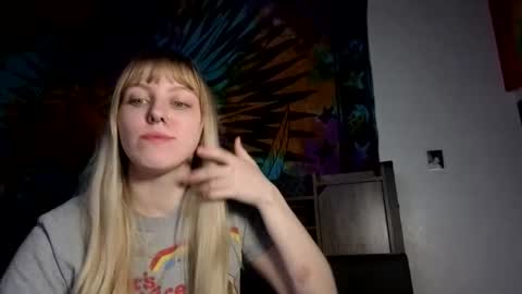 Snapshot of amethystmoon18 chatting on March 2026 04:30:02 AM amethystmoon18 online show from March 2026 04:30:02 AM