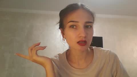 Snapshot of amethystnight_ chatting on September 2025 10:04:02 AM Julia online show from September 2025 10:04:02 AM