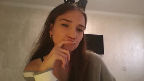 Snapshot of amethystnight_ chatting on September 2025 09:22:02 AM Julia online show from September 2025 09:22:02 AM