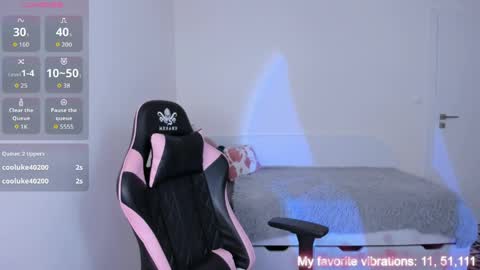 Hi-hi I am Kate welcome to my sexy room online show from March 2026 04:18:01 PM