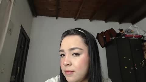 Snapshot of ami_rosee chatting on December 2024 03:58:01 AM ami_rosee online show from December 2024 03:58:01 AM