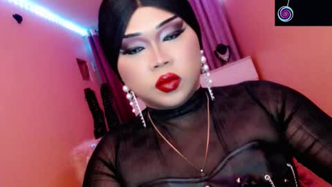 Queen Mireska online show from February 2026 05:06:02 PM