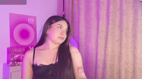 Snapshot of amicuper chatting on April 2026 01:19:02 AM Amy online show from April 2026 01:19:02 AM