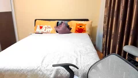 Snapshot of amidalla chatting on November 2025 05:37:01 PM Amidalla online show from November 2025 05:37:01 PM