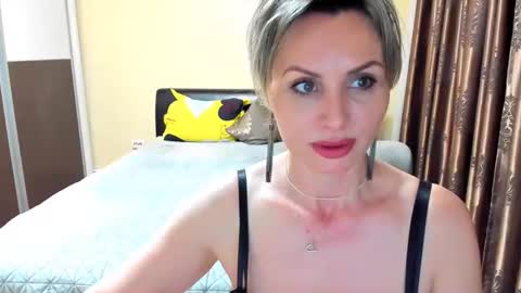 Snapshot of amidalla chatting on May 2026 06:14:02 PM Amidalla online show from May 2026 06:14:02 PM