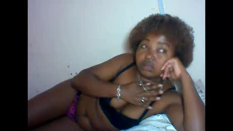 amielle_01 online show from April 2026 08:31:01 PM