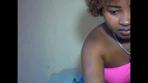 amielle_01 online show from April 2026 12:30:02 PM