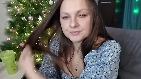 Mila online show from December 2024 11:44:01 AM