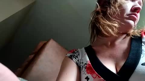 Snapshot of amileadivinestar0987 chatting on December 2024 03:28:01 PM amileadivinestar0987 online show from December 2024 03:28:01 PM