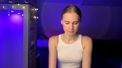 Snapshot of amily_sunray chatting on July 2026 06:55:02 PM Amily online show from July 2026 06:55:02 PM