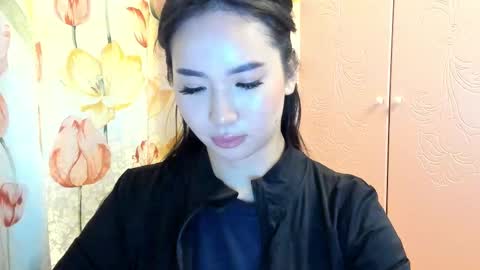 Amina online show from September 2025 04:56:01 PM