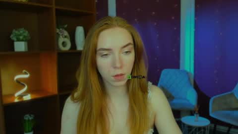 Snapshot of amina_flower1 chatting on June 2026 11:35:01 AM amina online show from June 2026 11:35:01 AM