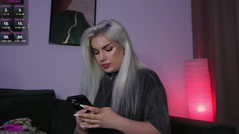 Snapshot of amina_haze chatting on June 2026 05:29:02 PM amina_haze online show from June 2026 05:29:02 PM