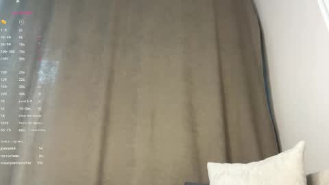 Snapshot of aminaliven chatting on June 2026 02:19:02 PM aminaliven online show from June 2026 02:19:02 PM