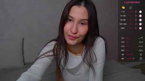 Snapshot of aminegulse chatting on November 2025 12:43:02 AM Camilla online show from November 2025 12:43:02 AM