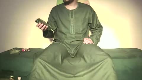 Amir online show from November 2025 06:24:01 AM