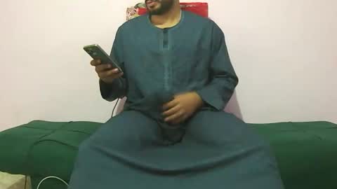 Snapshot of amir_elaraby chatting on December 2025 05:53:01 PM Amir online show from December 2025 05:53:01 PM