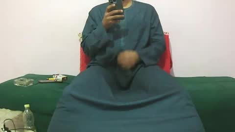 Snapshot of amir_elaraby chatting on January 2026 10:15:01 PM Amir online show from January 2026 10:15:01 PM