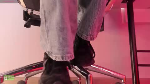 Snapshot of ammeliaa_ chatting on November 2025 05:10:01 AM Amelia online show from November 2025 05:10:01 AM