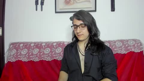 Amoneth online show from November 2025 08:14:02 AM