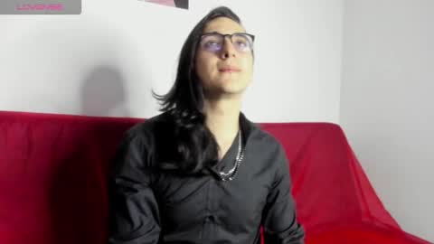 Amoneth online show from December 2025 04:09:01 AM