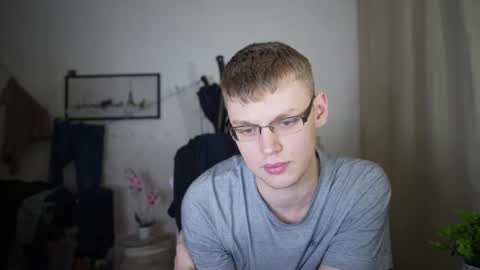 Andrew Amor online show from February 2026 11:54:01 PM